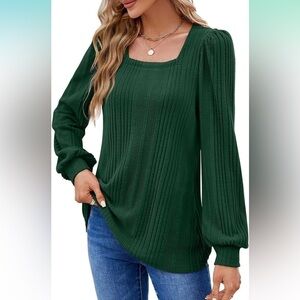 Wiholl women’s tunic top.  Size XL. Green. NWT, new